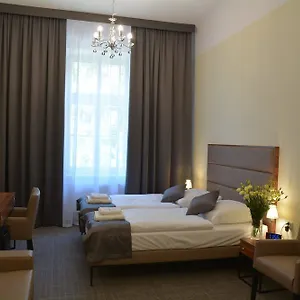 Old Town Aparthotel