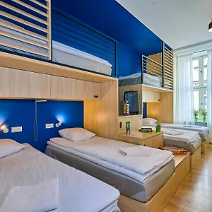 Draggo House Hostel